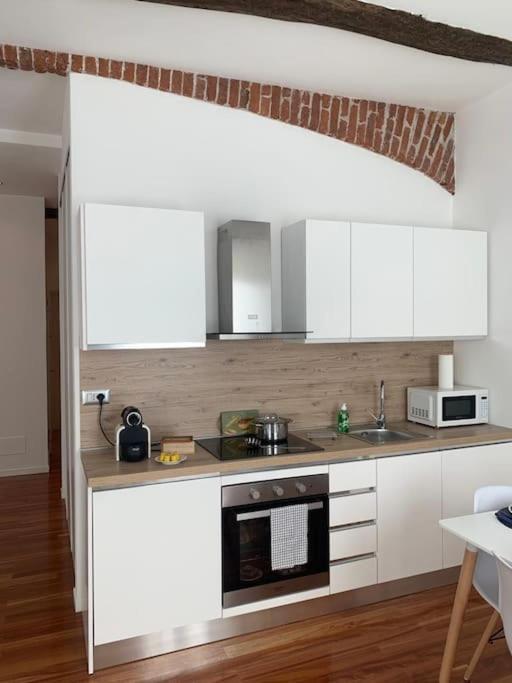 Caruggio 200 Apartment Chiavari Bagian luar foto