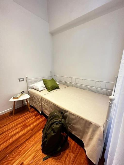 Caruggio 200 Apartment Chiavari Bagian luar foto
