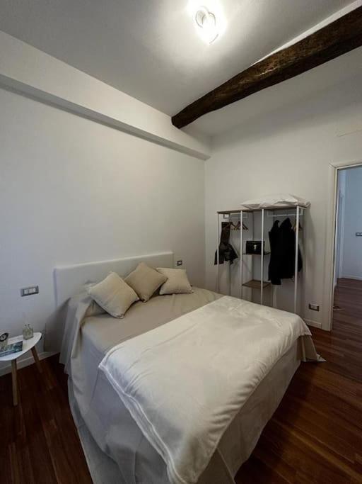 Caruggio 200 Apartment Chiavari Bagian luar foto